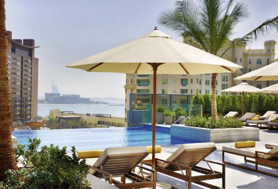 The Smart Concierge - Palm Tower *