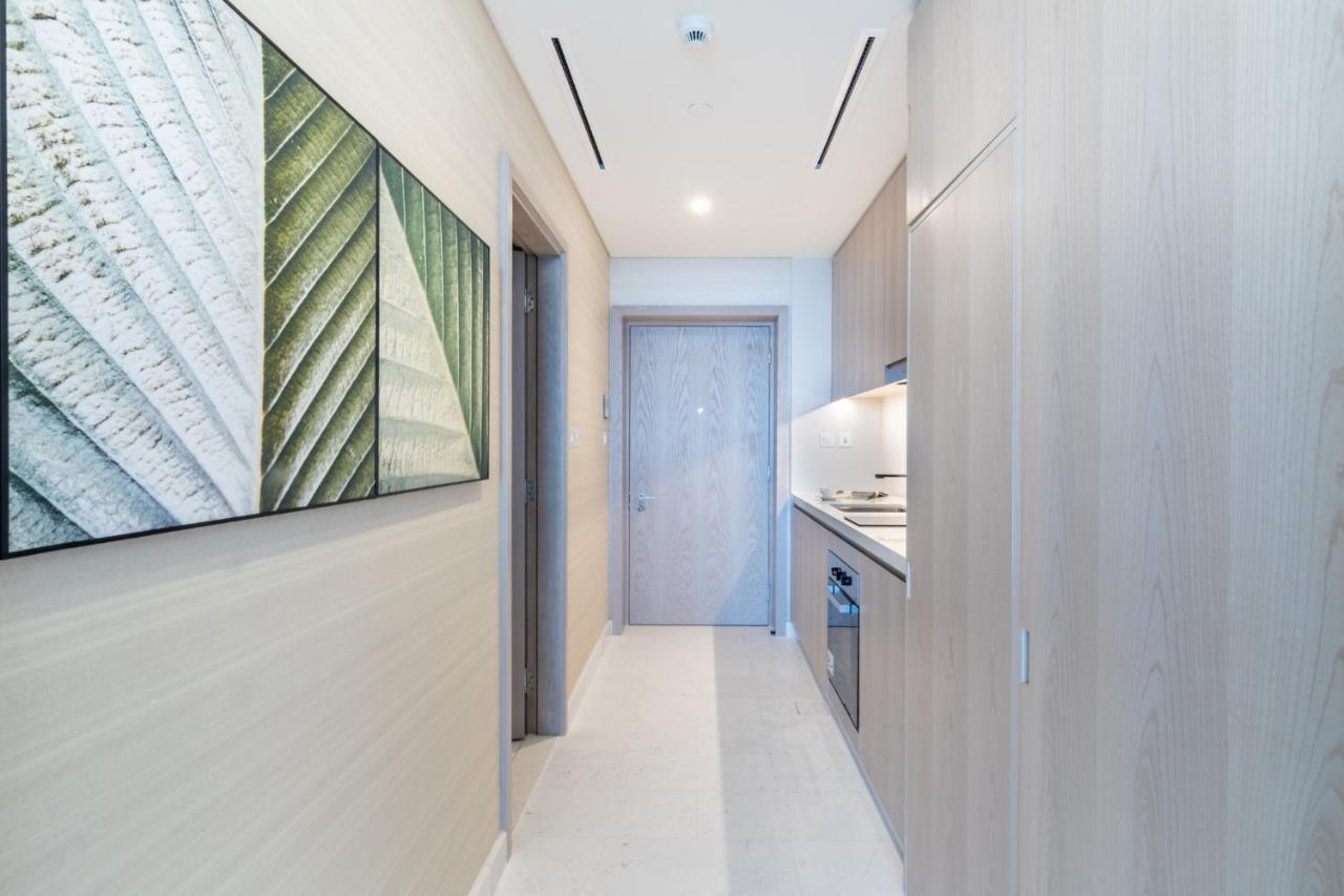 The Smart Concierge - Palm Tower Apartment Dubai