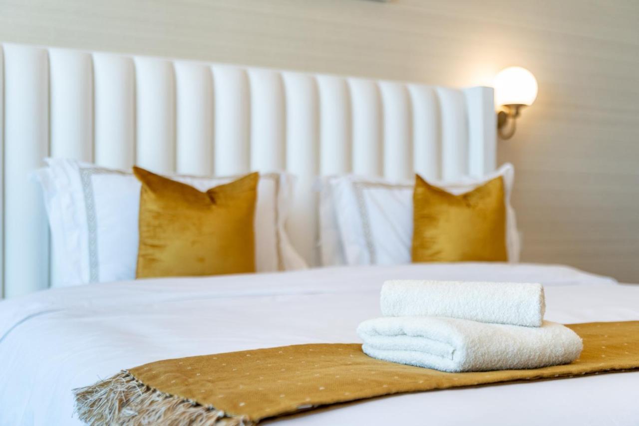 The Smart Concierge - Palm Tower Apartment *