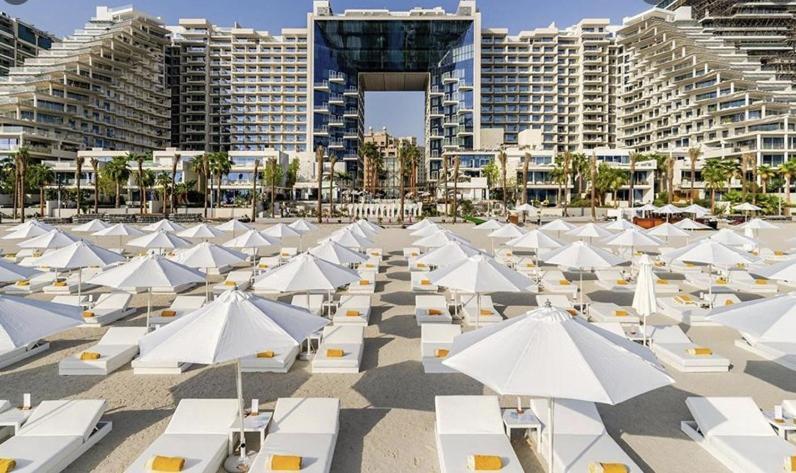 The Smart Concierge - Palm Tower *